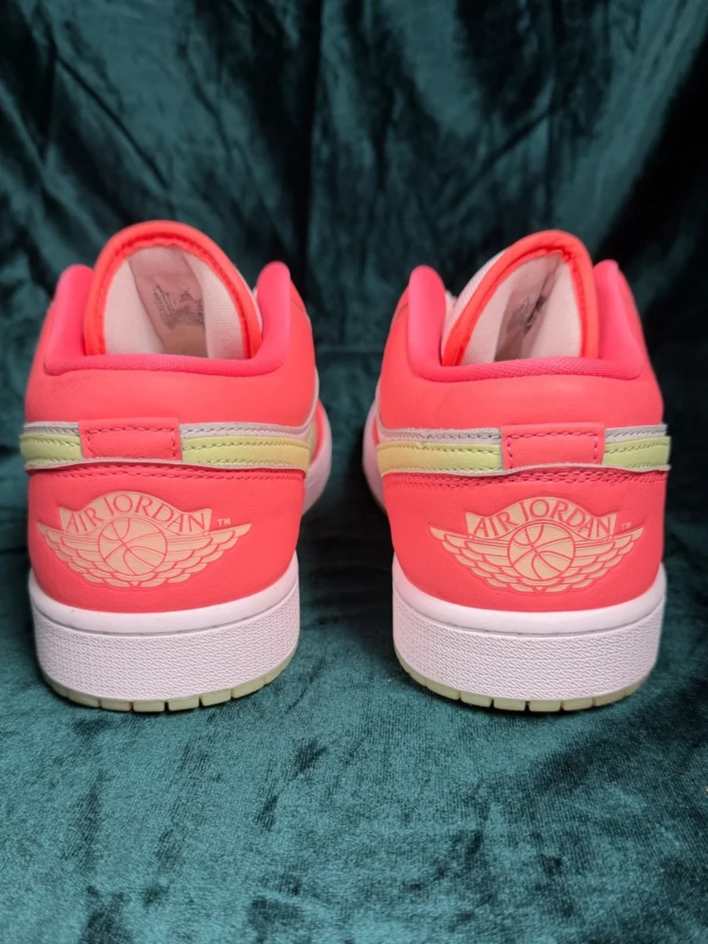 2023 Air Jordan 1 Low SE ‘Lava Glow’ - Picture 5 of 6